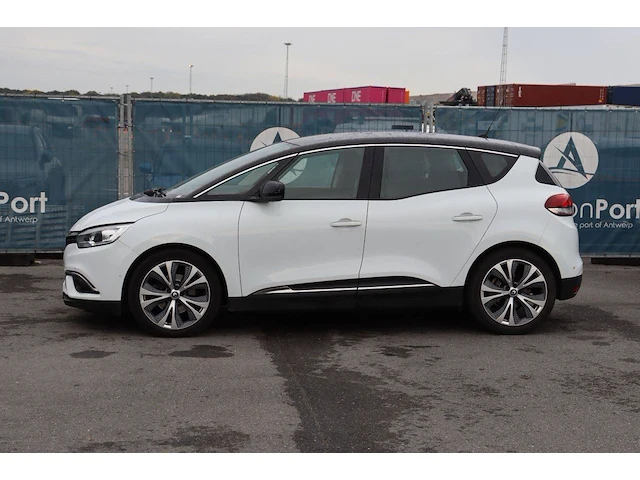 Personenauto renault scénic diesel 110pk 2017 (marge) - afbeelding 1 van  1