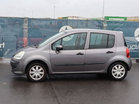 Personenauto renault trafic benzine 82pk 2002 (marge) - afbeelding 1 van  1