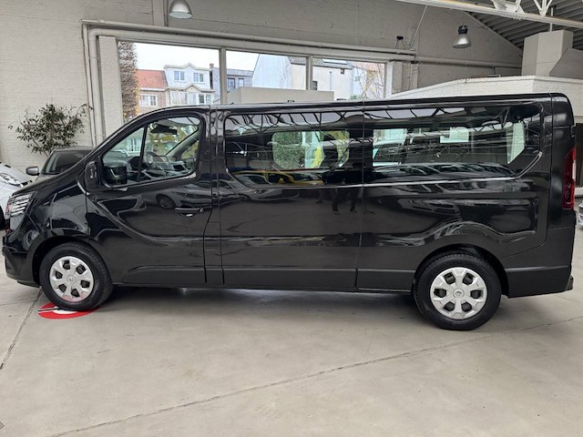 Personenauto renault trafic diesel 110pk 2022 - afbeelding 1 van  1