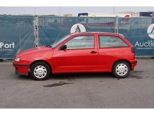 Personenauto seat ibiza benzine 64pk 1996 (marge) - afbeelding 1 van  1