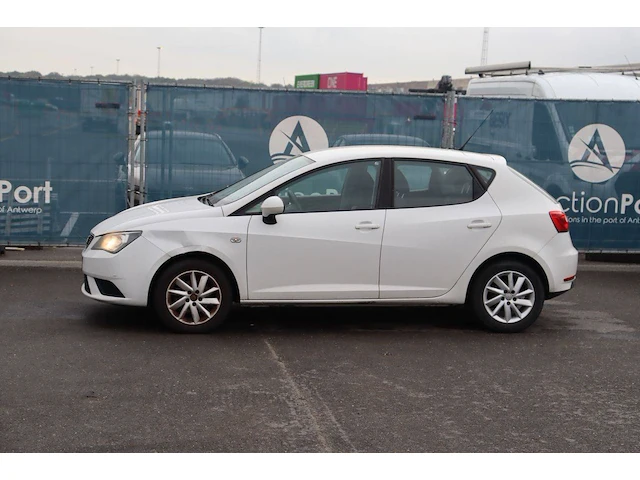 Personenauto seat ibiza benzine 70pk 2012 (marge) - afbeelding 1 van  1