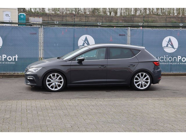 Personenauto seat leon benzine 190pk 2019 (marge) - afbeelding 1 van  1