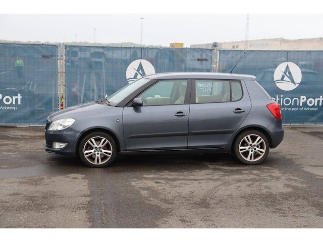Personenauto skoda fabia benzine 105pk 2013 (marge) - afbeelding 1 van  1