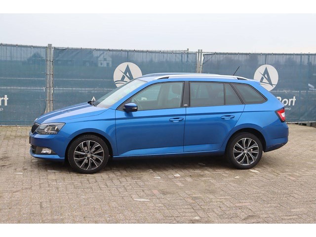 Personenauto skoda fabia benzine 90pk 2015 (marge) - afbeelding 1 van  1