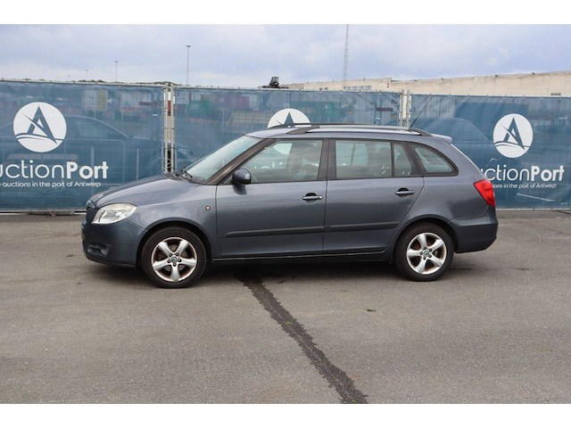 Personenauto skoda fabia diesel 70pk 2008 (marge) - afbeelding 1 van  1