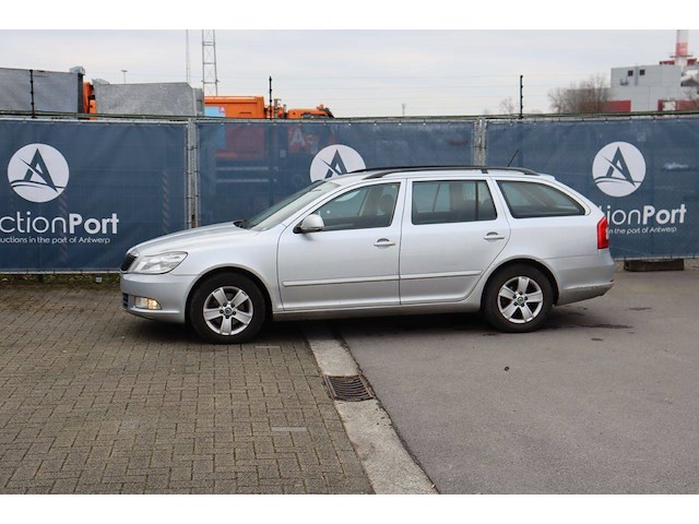 Personenauto skoda octavia diesel 105pk 2012 (marge) - afbeelding 1 van  1