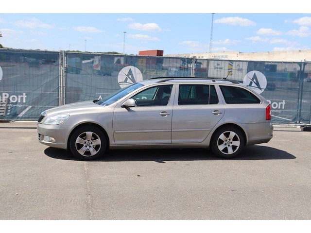 Personenauto skoda octavia diesel 105pk 2013 (marge) - afbeelding 1 van  1