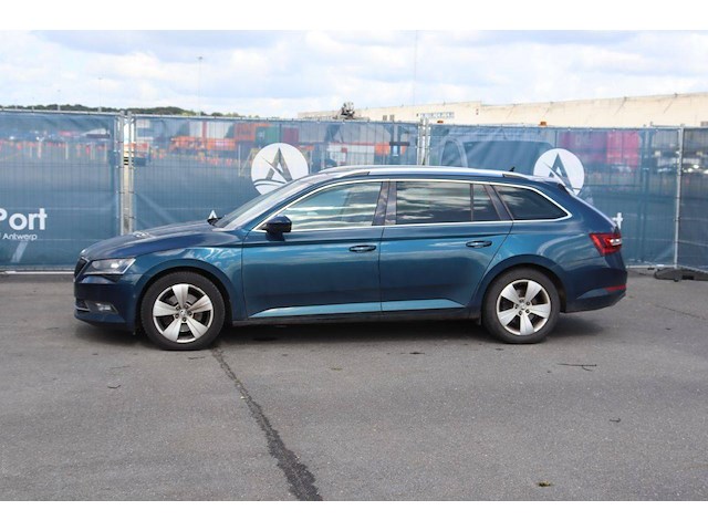 Personenauto skoda superb diesel 120pk 2019 (marge) - afbeelding 1 van  1