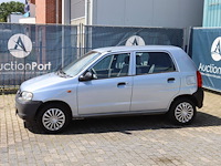 Personenauto suzuki alto benzine 63pk 2004