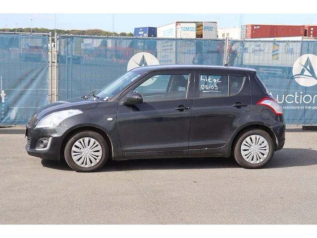 Personenauto suzuki swift 1.2i benzine 94pk 2014 (marge) - afbeelding 1 van  1