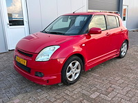 Personenauto suzuki swift benzine 2006 - afbeelding 1 van  1
