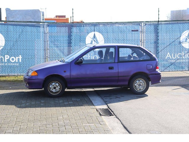 Personenauto suzuki swift benzine 92pk 1998 (marge) - afbeelding 1 van  1