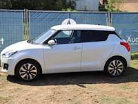 Personenauto suzuki swift benzine mild hybride 90pk 2020 - afbeelding 1 van  1