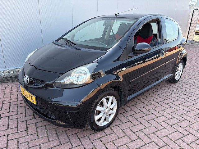 Personenauto toyota aygo benzine 2008 (marge) - afbeelding 1 van  1