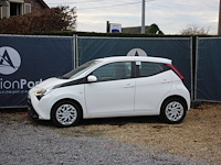 Personenauto toyota aygo benzine 2021 - afbeelding 1 van  1