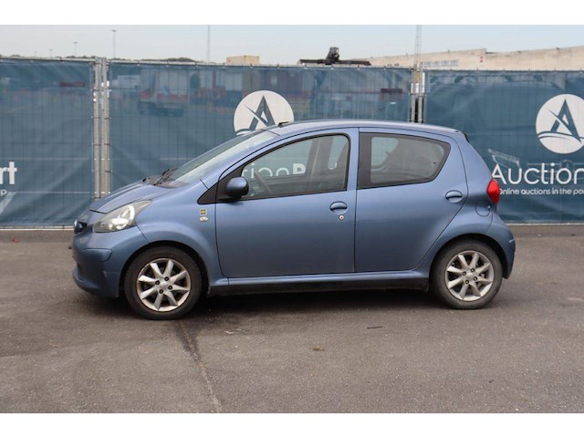 Personenauto toyota aygo benzine 68pk 2008 (marge) - afbeelding 1 van  1