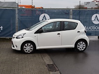 Personenauto toyota aygo benzine 68pk 2013 (marge) - afbeelding 1 van  1