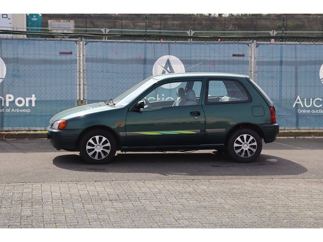 Personenauto toyota starlet benzine 83pk 1996 (marge) - afbeelding 1 van  1