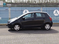 Personenauto toyota yaris benzine 69pk 2009 (marge)