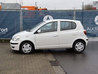 Personenauto toyota yaris benzine 84pk 2004 (marge) - afbeelding 1 van  1