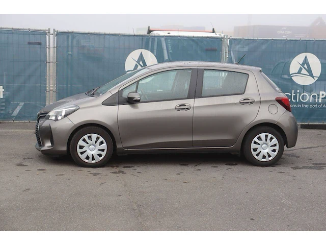 Personenauto toyota yaris diesel 90pk 2016 (marge) - afbeelding 1 van  1