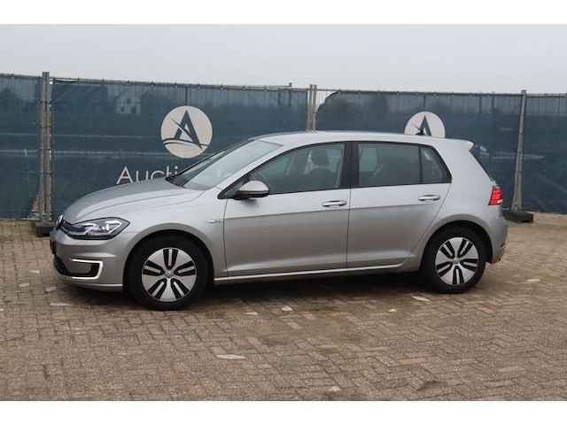 Personenauto volkswagen e-golf elektrisch 136pk 2017 - afbeelding 1 van  1