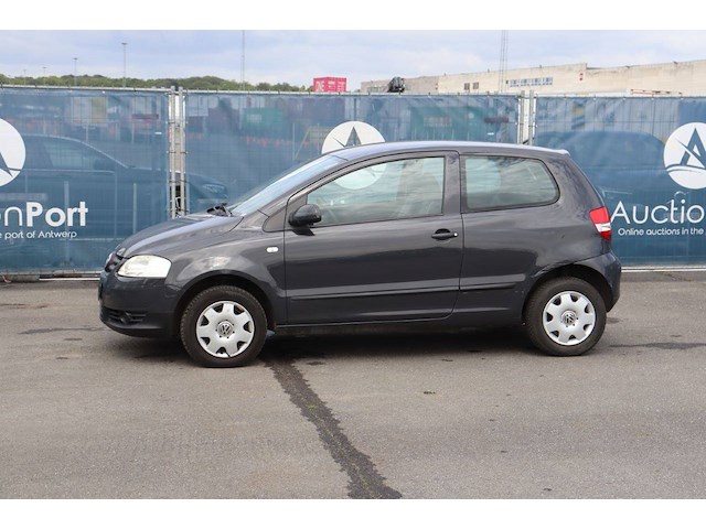 Personenauto volkswagen fox benzine 55pk 2006 (marge) - afbeelding 1 van  1