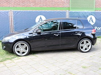Personenauto volkswagen golf benzine 105pk 2010
