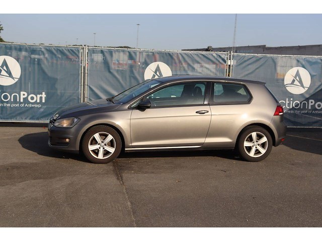 Personenauto volkswagen golf benzine 105pk 2013 (marge) - afbeelding 1 van  1