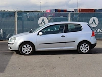Personenauto volkswagen golf benzine 75pk 2004 (marge)
