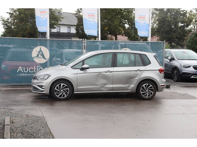 Personenauto volkswagen golf sportsvan benzine 85pk 2018 (marge) - afbeelding 1 van  1
