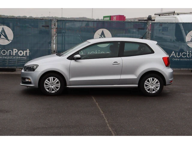 Personenauto volkswagen polo benzine 60pk 2016 (marge) - afbeelding 1 van  1