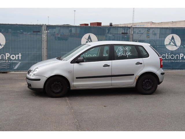 Personenauto volkswagen polo benzine 65pk 2002 (marge) - afbeelding 1 van  1