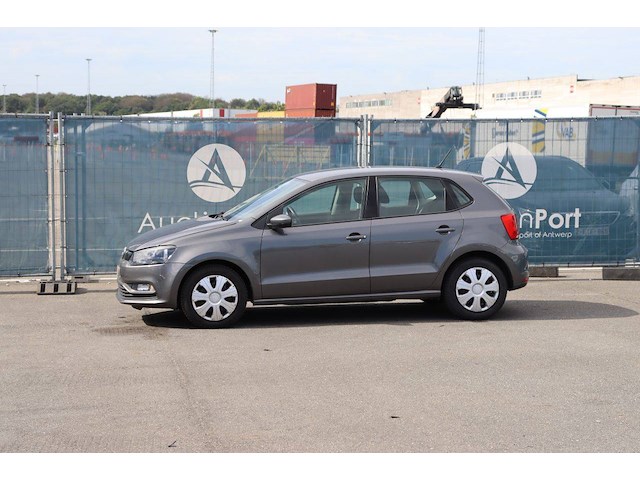 Personenauto volkswagen polo benzine 75pk 2014 (marge) - afbeelding 1 van  1