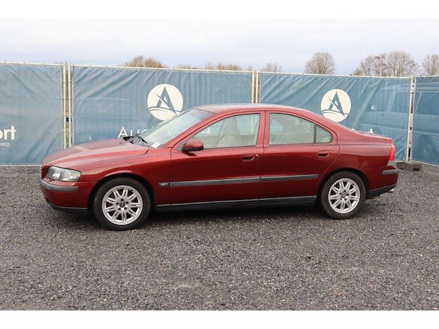 Personenauto volvo s60 lpg + benzine 2001 - afbeelding 1 van  1