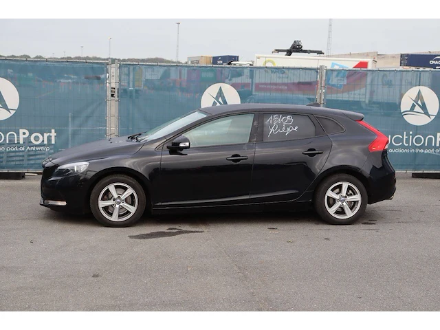 Personenauto volvo v40 benzine 120pk 2014 (marge) - afbeelding 1 van  1