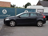 Personenauto volvo v40 benzine 122pk 2018 - afbeelding 1 van  1