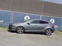 Personenauto volvo v40 benzine 150pk 2014
