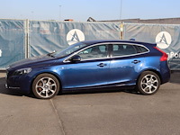 Personenauto volvo v40 benzine 152pk 2016 (marge)
