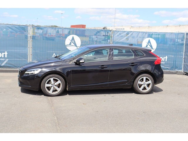 Personenauto volvo v40 diesel 120pk 2018 (marge) - afbeelding 1 van  1