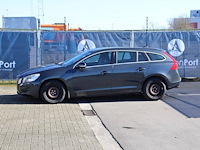 Personenauto volvo v60 benzine 150pk 2012 (marge)