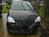 Personenauto vw polo - afbeelding 2 van  9