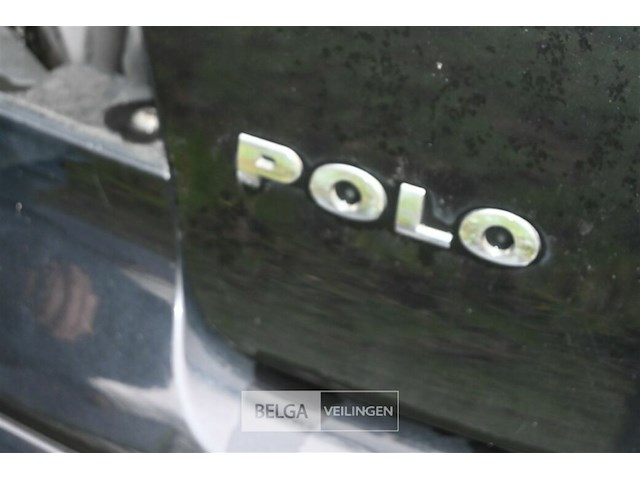 Personenauto vw polo - afbeelding 6 van  9