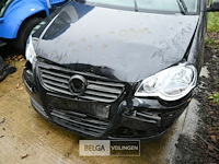 Personenauto vw polo - afbeelding 8 van  9