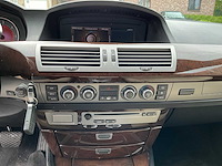 Personenauto - afbeelding 11 van  19