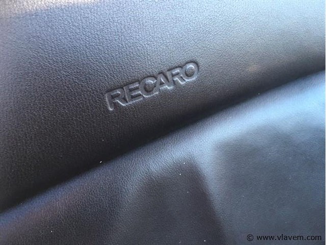 Personenauto - afbeelding 8 van  17