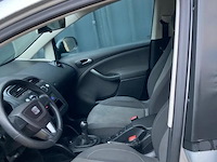 Personenauto - afbeelding 3 van  13