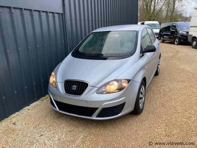 Personenauto - afbeelding 9 van  13