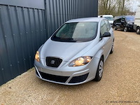 Personenauto - afbeelding 9 van  13