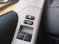 Personenauto - afbeelding 2 van  12